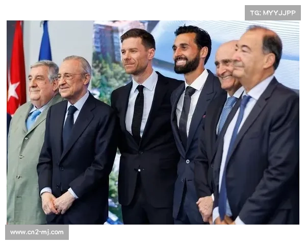 阿韦洛亚合同谜团引猜测,皇马帅位未来成焦点 阿韦洛亚合同谜团引猜测,皇马帅位未来成焦点